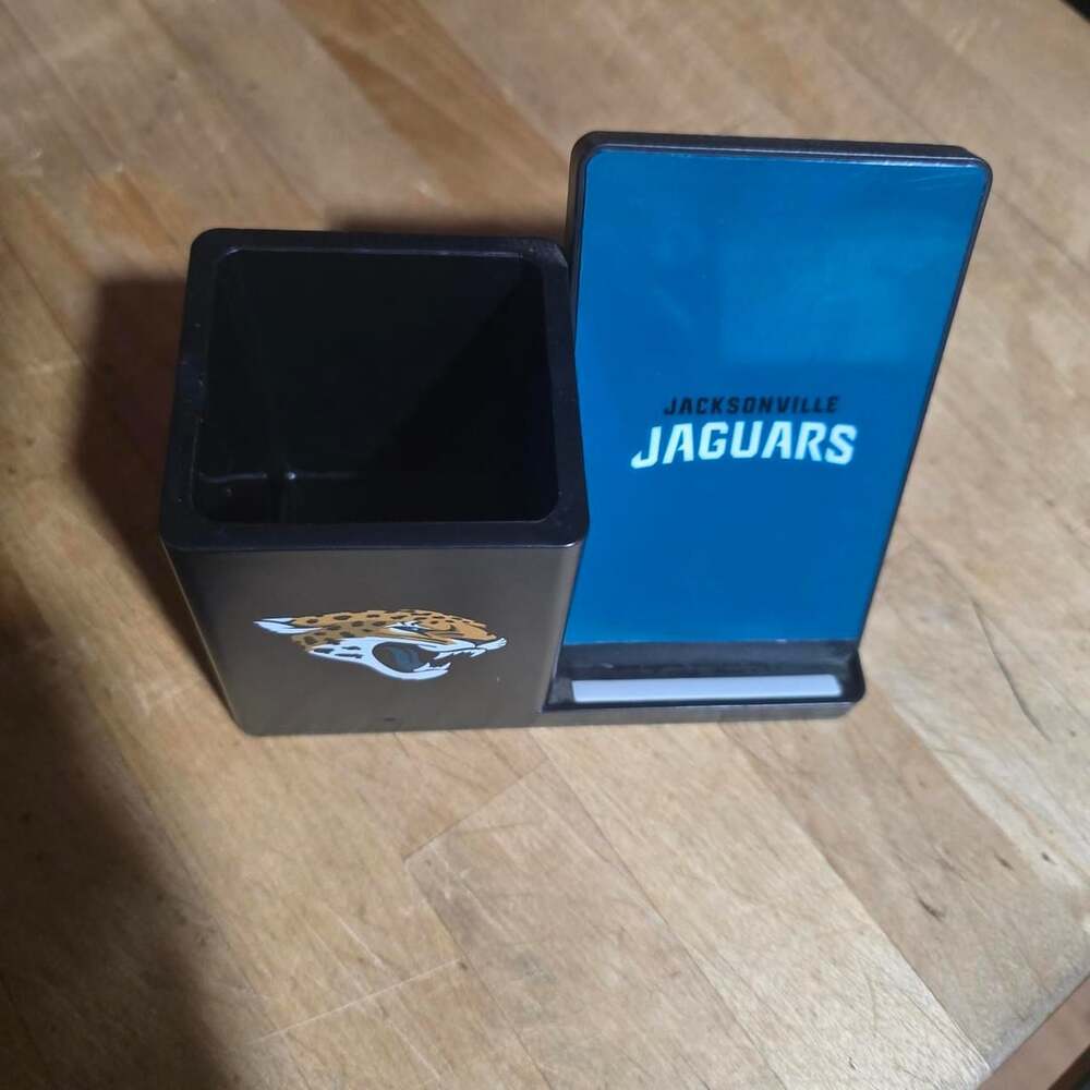 NFL Jacksonville Jaguars Desk Organizer Charging Station